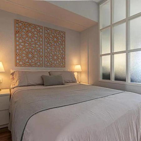 Encantador Apartamento En Primera Linea De Playa Бенальмадена Экстерьер фото